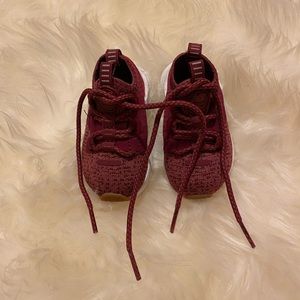 new balance baby girl tennis shoes